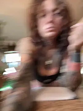 sugarmama90s online show from November 30, 2025, 3:27 pm