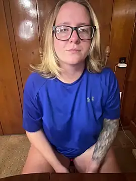 Lizzyloo online show from November 22, 2025, 1:48 am