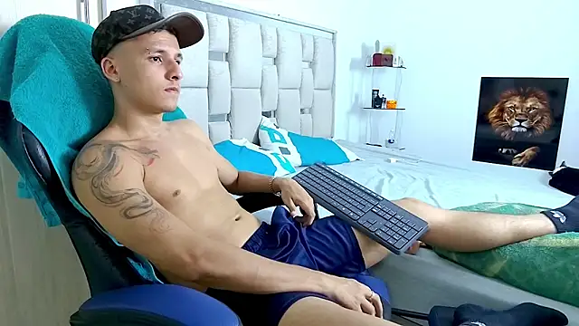 Andrew lovely18 online show from February 17, 2026, 3:03 am