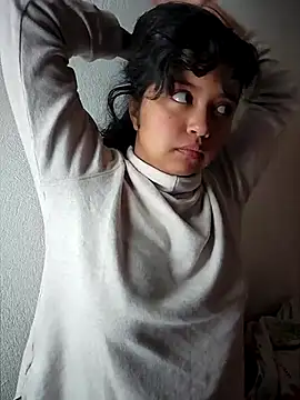 Peach Girll online show from February 22, 2025, 6:19 pm