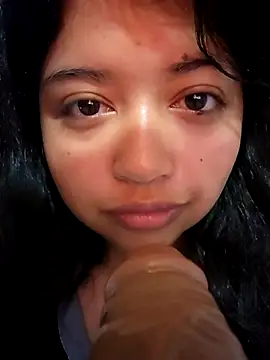 Peach Girll online show from October 20, 2025, 11:54 am