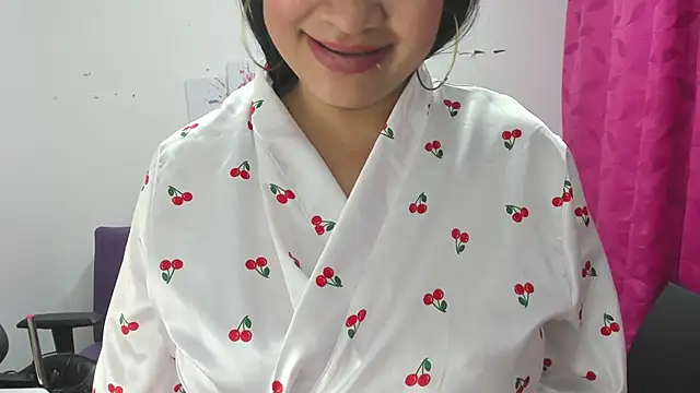 Snapshot of Cloe_35 chatting on February 25, 2025, 3:38 pm Cloe 35 online show from February 25, 2025, 3:38 pm