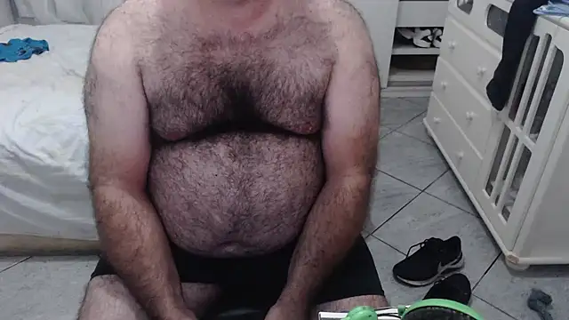 MysterBearMG online show from February 9, 2025, 11:46 pm