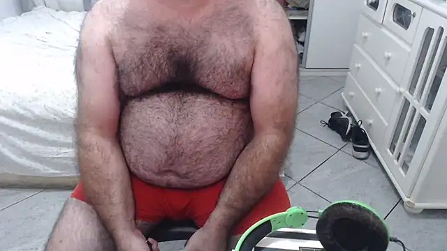 MysterBearMG online show from March 3, 2025, 9:15 pm