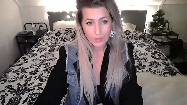 TessToy online show from January 9, 2025, 5:33 pm