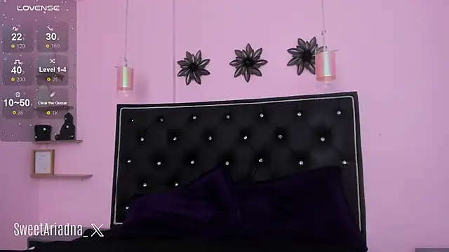 Sweet Ariadna  online show from February 9, 2025, 6:26 pm