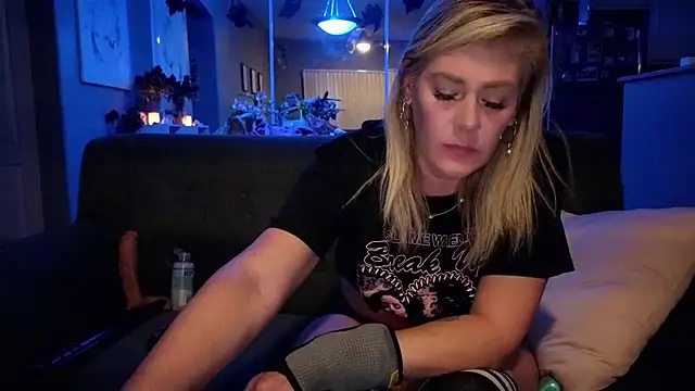 Lexi Shocker online show from September 25, 2025, 7:12 am