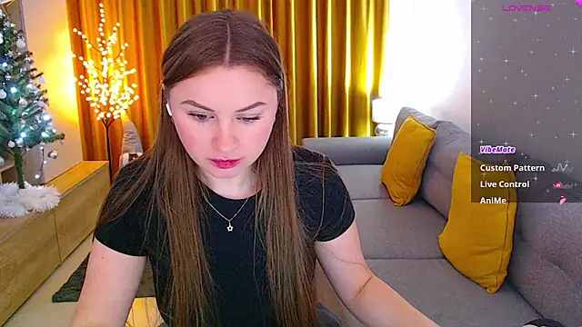  Mia Adams online show from December 27, 2024, 12:12 pm