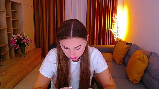  Mia Adams online show from September 20, 2025, 4:13 am