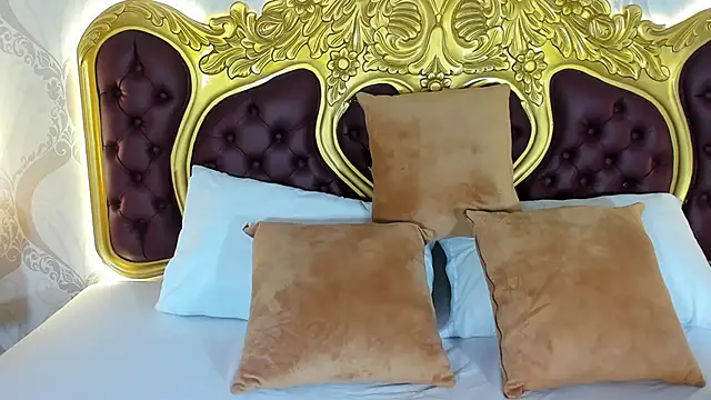 Dulce 26  online show from October 8, 2025, 5:10 pm