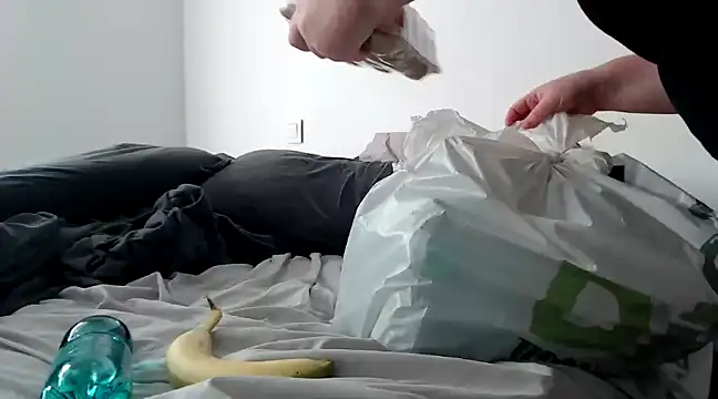 sweeti Em online show from March 19, 2025, 4:45 pm