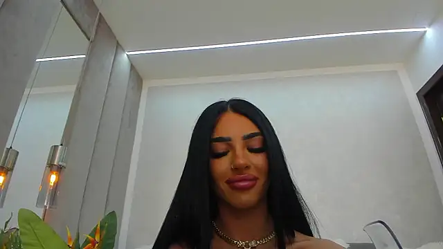 Britney Charm  online show from March 7, 2026, 7:27 am