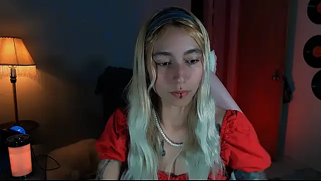 Saucy Jenn online show from December 29, 2024, 9:52 pm