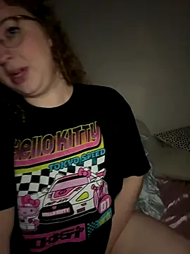 EmmieRae online show from September 28, 2025, 4:40 am