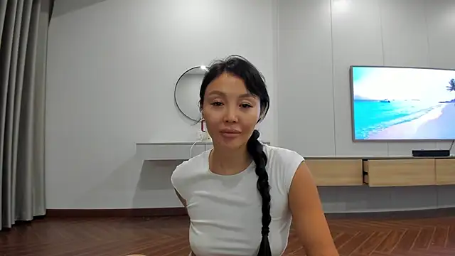 keiko hot online show from March 8, 2026, 4:00 pm