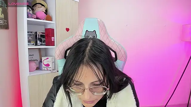 Kyomi chang online show from February 5, 2025, 12:27 pm