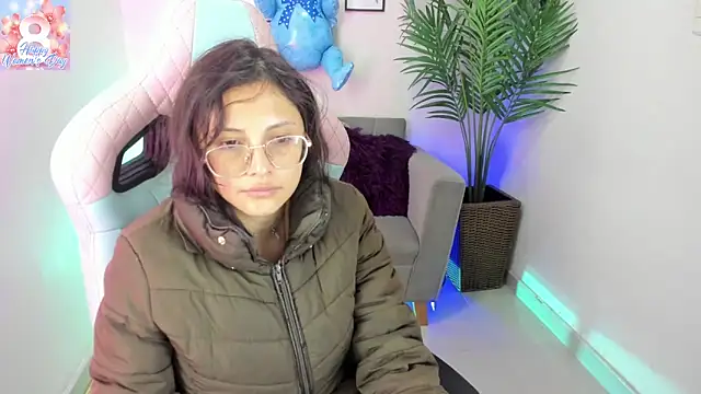 Kyomi chang online show from March 11, 2025, 12:17 pm