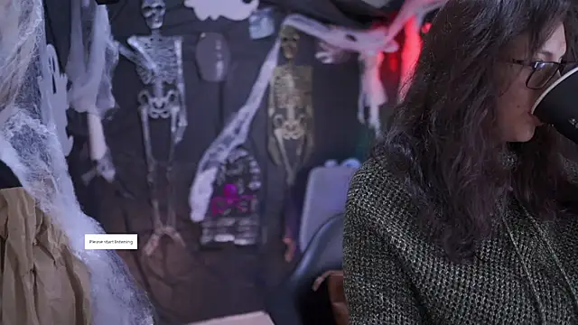 Kyomi chang online show from October 6, 2025, 1:08 pm