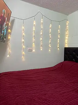 Sofhi a20 online show from February 7, 2025, 7:49 pm