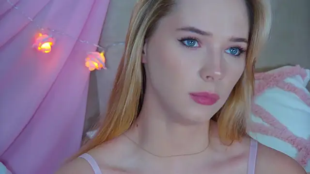 GentleRossi online show from January 22, 2025, 6:20 pm