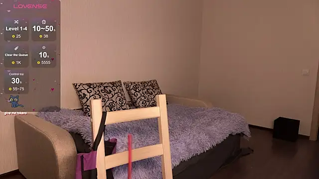 Chanel Gill online show from March 4, 2025, 9:43 pm