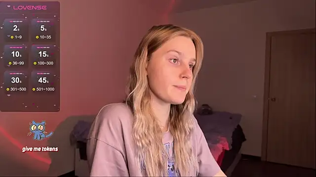 Chanel Gill online show from March 23, 2025, 5:10 am