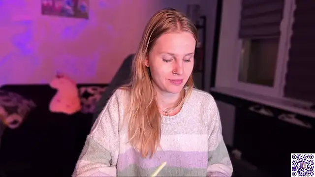 Chanel Gill online show from November 16, 2025, 7:19 pm