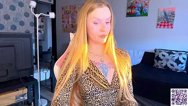 Chanel Gill online show from March 14, 2026, 4:01 pm