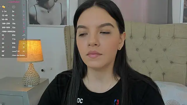 Snapshot of Beautyari_ chatting on February 3, 2025, 12:14 pm Beautyari online show from February 3, 2025, 12:14 pm