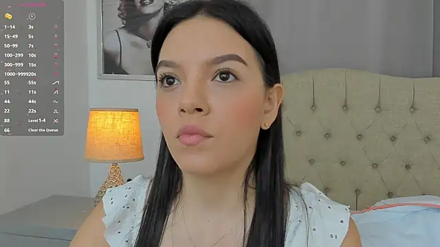 Snapshot of Beautyari_ chatting on February 4, 2025, 12:11 pm Beautyari online show from February 4, 2025, 12:11 pm