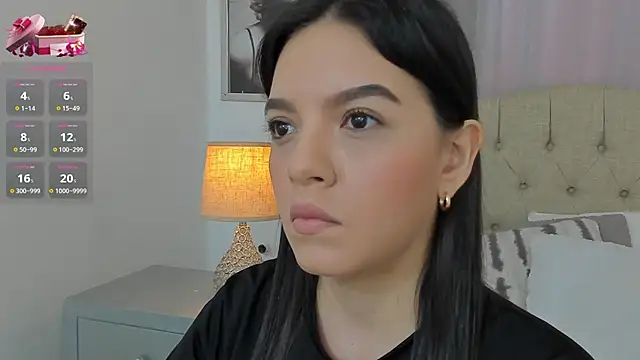 Snapshot of Beautyari_ chatting on February 11, 2025, 12:27 pm Beautyari online show from February 11, 2025, 12:27 pm