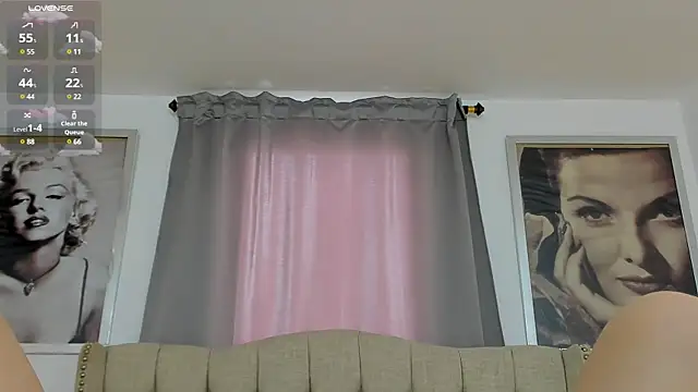 Snapshot of Beautyari_ chatting on March 12, 2025, 3:29 pm Beautyari online show from March 12, 2025, 3:29 pm