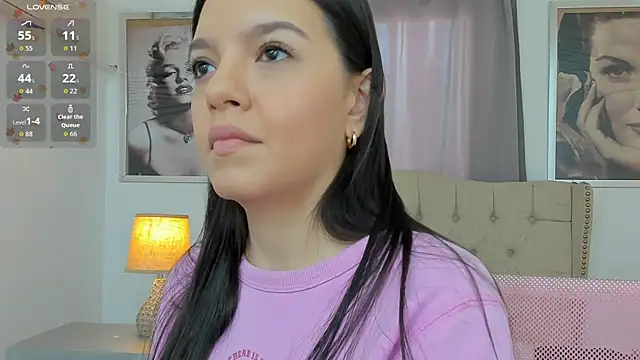 Snapshot of Beautyari_ chatting on October 7, 2025, 12:13 pm Beautyari online show from October 7, 2025, 12:13 pm