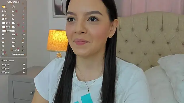 Snapshot of Beautyari_ chatting on November 24, 2025, 12:38 pm Beautyari online show from November 24, 2025, 12:38 pm