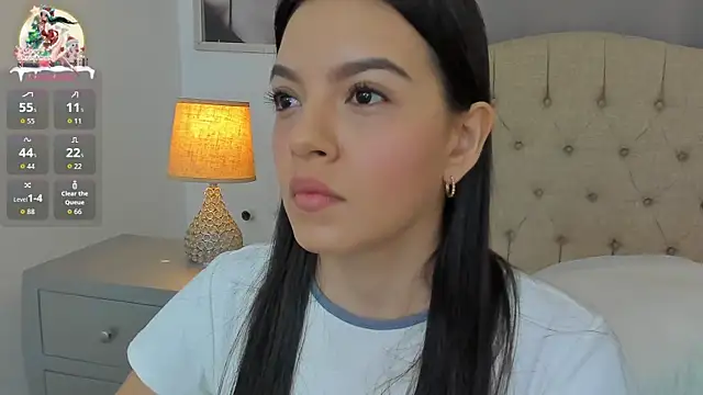 Snapshot of Beautyari_ chatting on December 1, 2025, 12:32 pm Beautyari online show from December 1, 2025, 12:32 pm