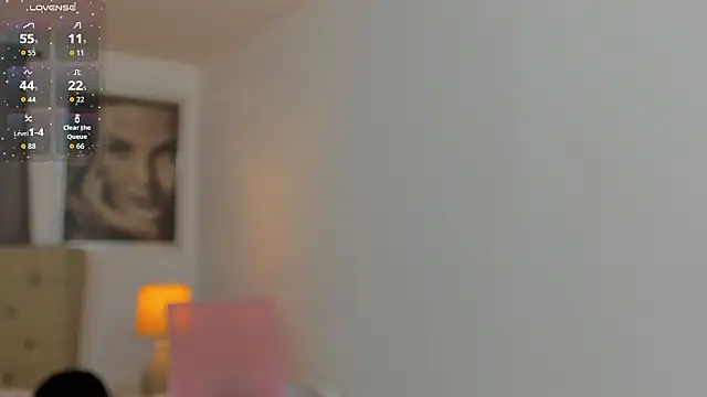 Snapshot of Beautyari_ chatting on February 2, 2026, 12:37 pm Beautyari online show from February 2, 2026, 12:37 pm