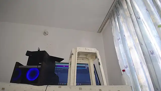 eolicasex online show from January 21, 2025, 3:32 pm