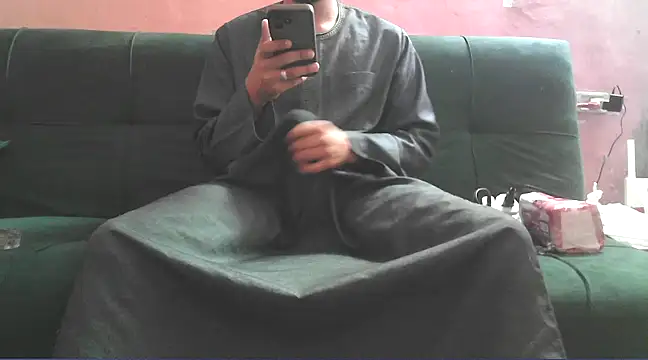 Snapshot of foxsanSs chatting on March 11, 2025, 3:48 am foxsanSs online show from March 11, 2025, 3:48 am