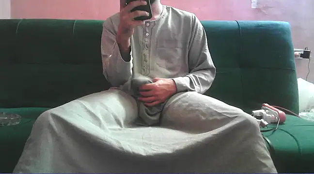 Snapshot of foxsanSs chatting on March 16, 2025, 8:32 pm foxsanSs online show from March 16, 2025, 8:32 pm