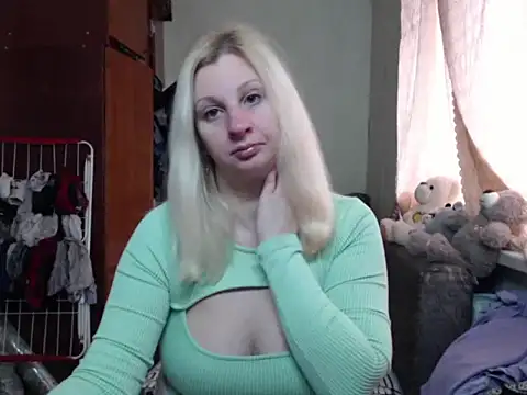 BustyBlond online show from February 14, 2025, 12:57 pm