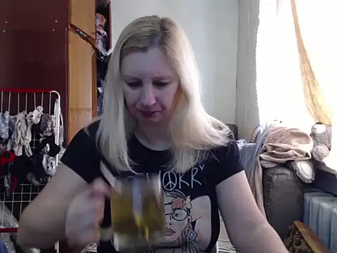 BustyBlond online show from February 22, 2025, 7:01 am