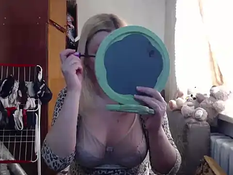 BustyBlond online show from February 26, 2025, 6:37 am