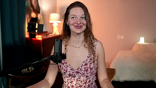 Snapshot of Special___ chatting on March 7, 2025, 3:28 pm Special    online show from March 7, 2025, 3:28 pm