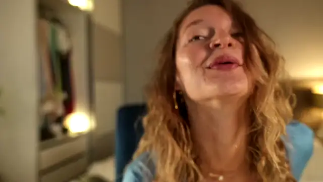 Snapshot of Special___ chatting on September 28, 2025, 4:07 am Special    online show from September 28, 2025, 4:07 am