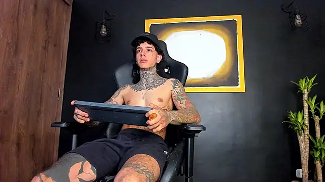 Aron ford online show from December 14, 2024, 10:39 pm