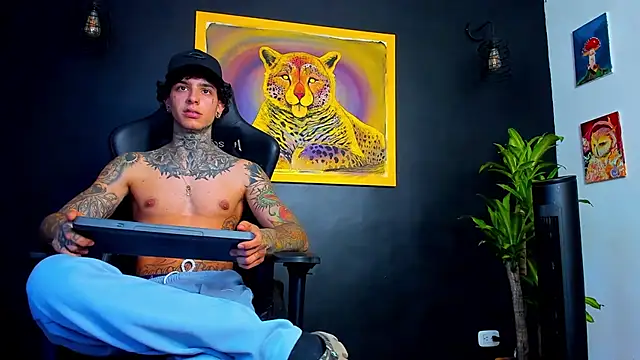 Aron ford online show from January 17, 2025, 10:34 pm