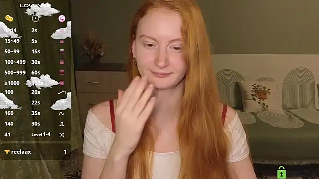 astoria ross  online show from October 17, 2025, 3:03 pm