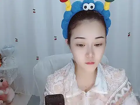 Angel-C online show from October 27, 2025, 1:31 am