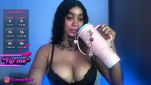 GinnaBolton online show from October 5, 2025, 1:04 am