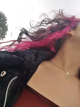  Laary online show from March 29, 2026, 8:09 pm